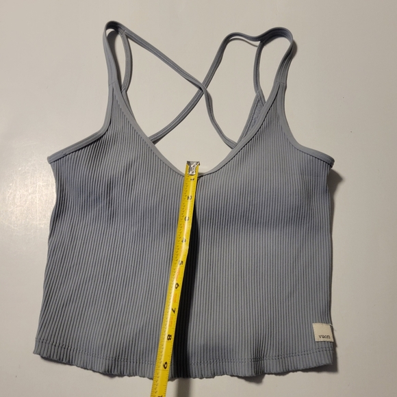 Vuori Ribbed Crop top. - Picture 10 of 11